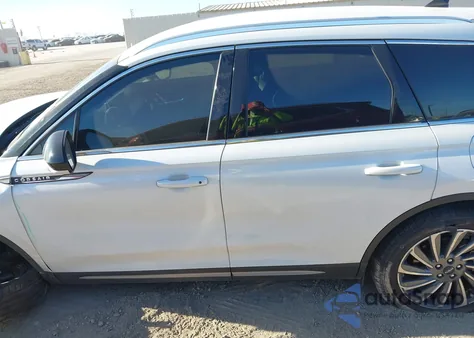 2023 Lincoln Corsair Reserve z USA, uszkodzony, nr VIN 5LMCJ2DA0PUL07334